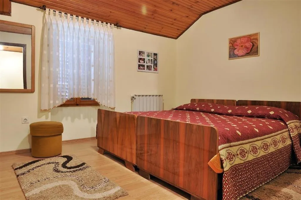 Villa Maria Di Torre With Private Pool Near Porec 4 Km From The Sea Tar-Vabriga